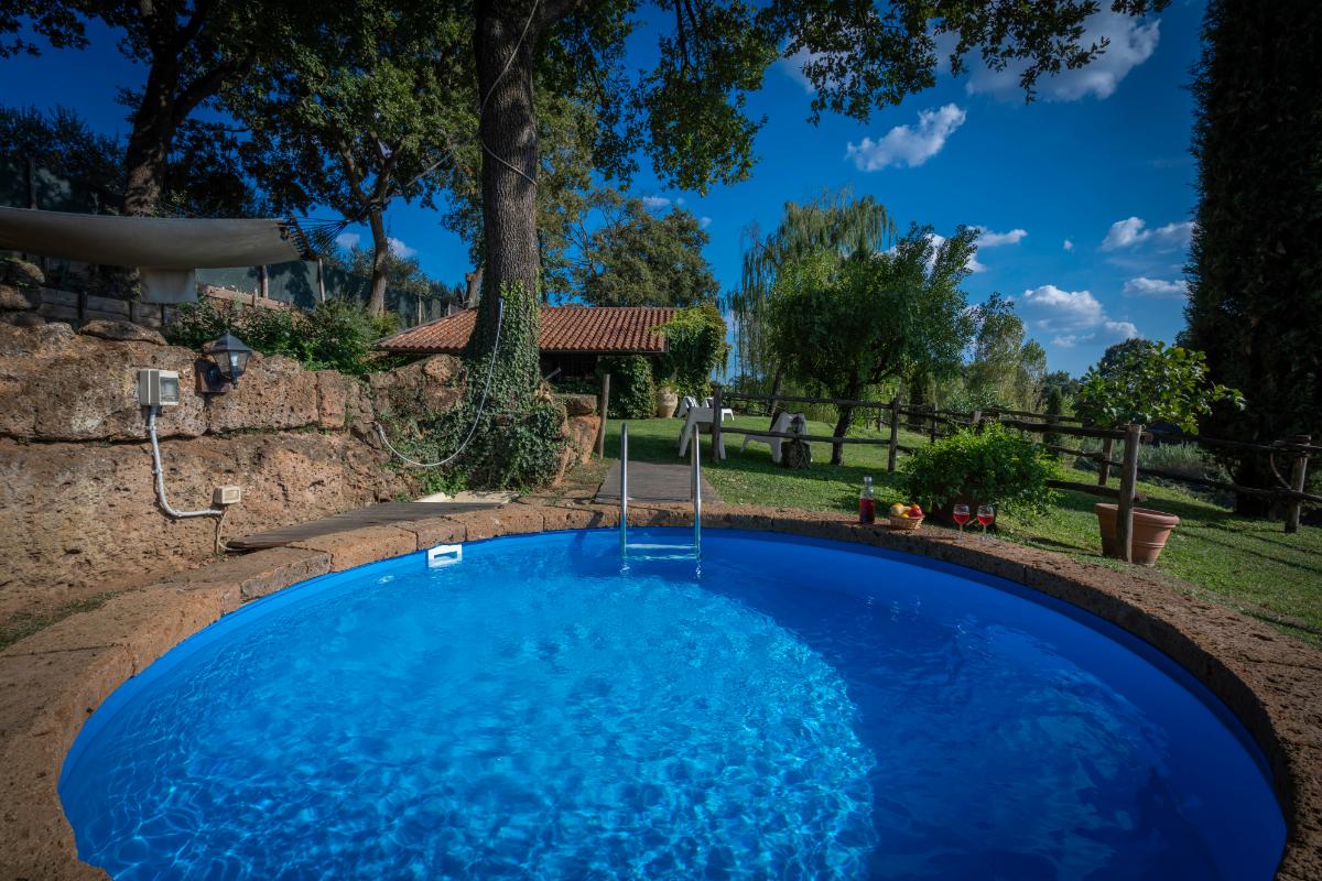 Casale delle Papere - Giardino con piscina